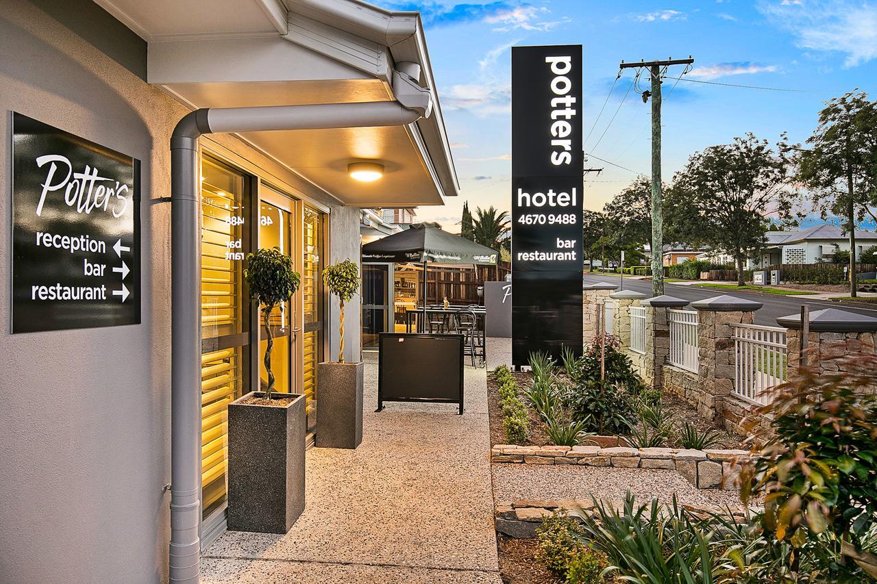 Potters Toowoomba Hotel Екстериор снимка
