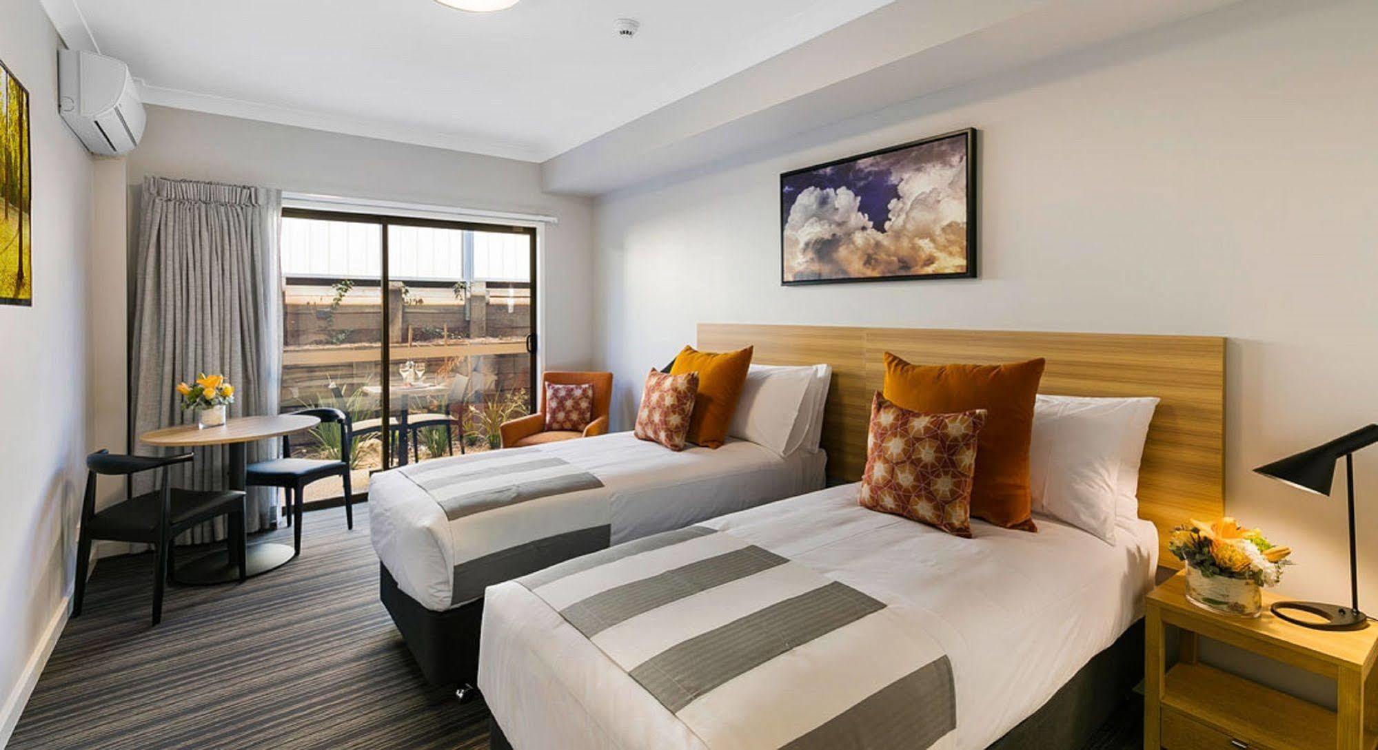 Potters Toowoomba Hotel Екстериор снимка